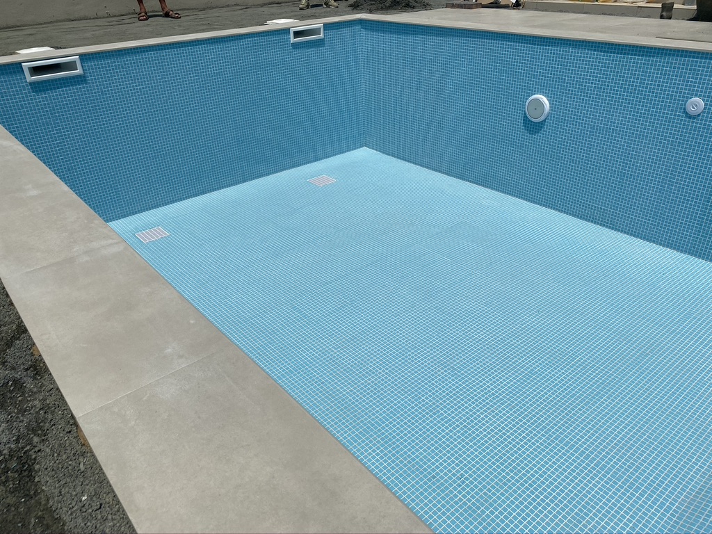 Skimmer Pool