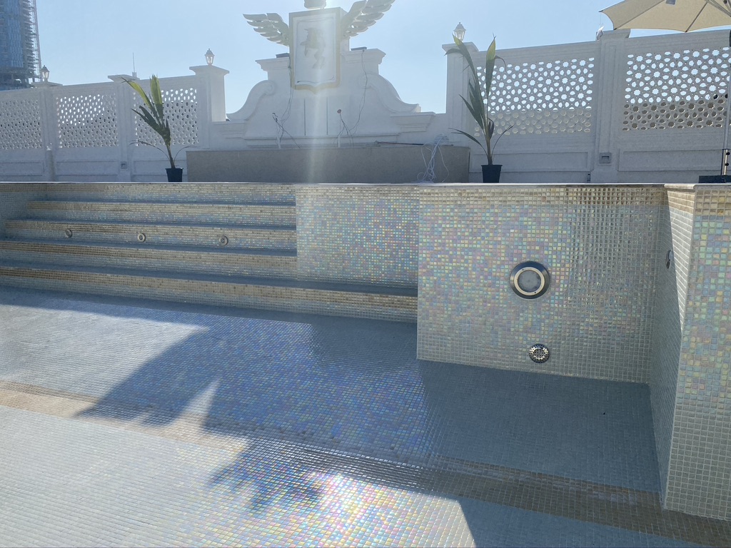 Luxury Rooftop Infinity Pool | Vincitore Boulevard Arjan Dubai