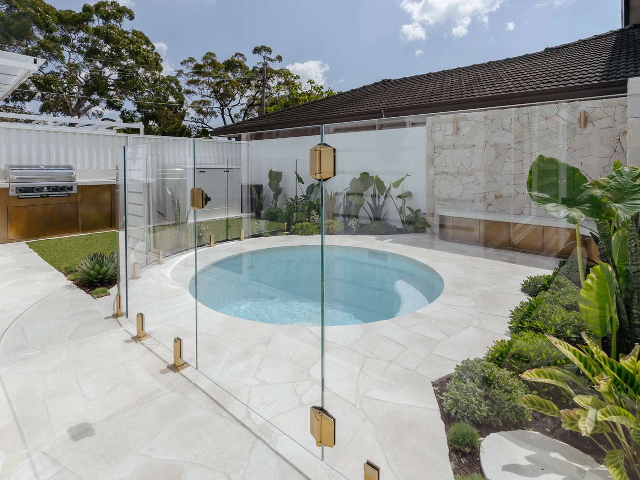 Glass pool fence installation detail with durable hardware for UAE outdoor conditions