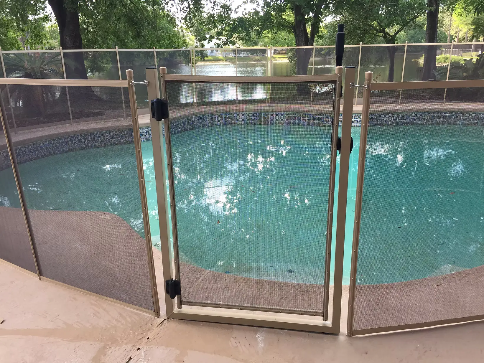 Removable pool fence UAE modular mesh sections for flexible pool deck access